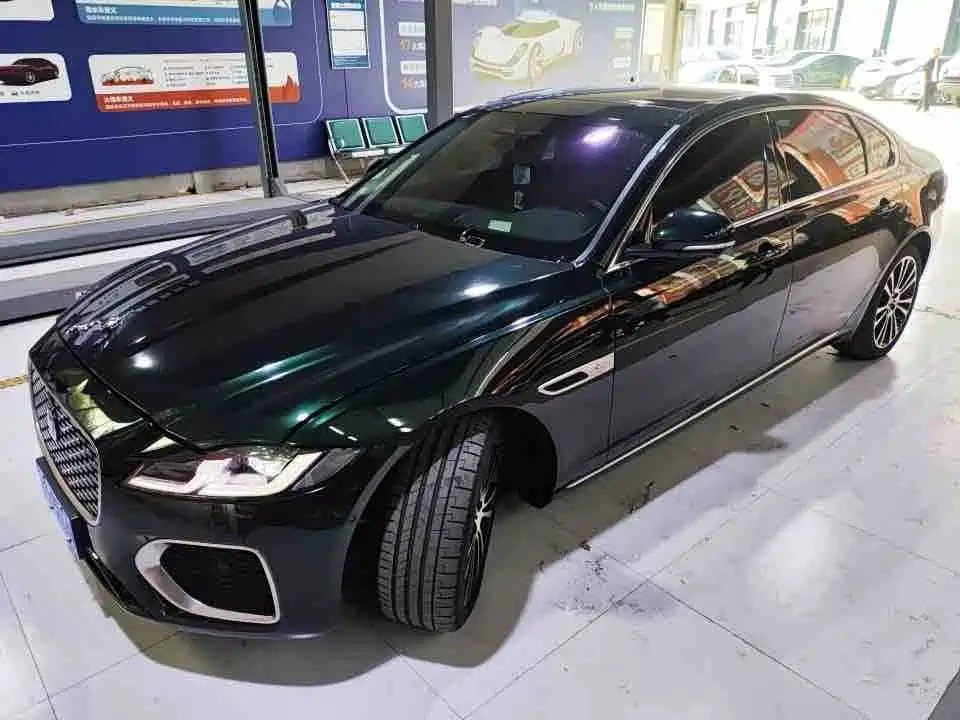 Jaguar XFL 2026 2025 2.0T P250 FWD Luxury Edition