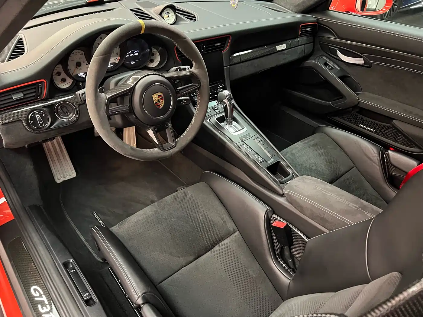 Porsche 911 2018 GT3 RS 4.0L фото 9