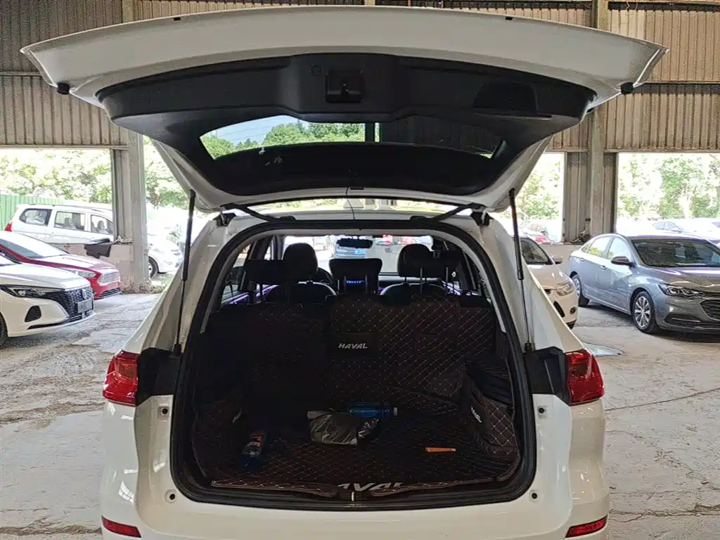 Haval M6 2023 PLUS 1.5T DCT Luxury Smart Connect фото 19