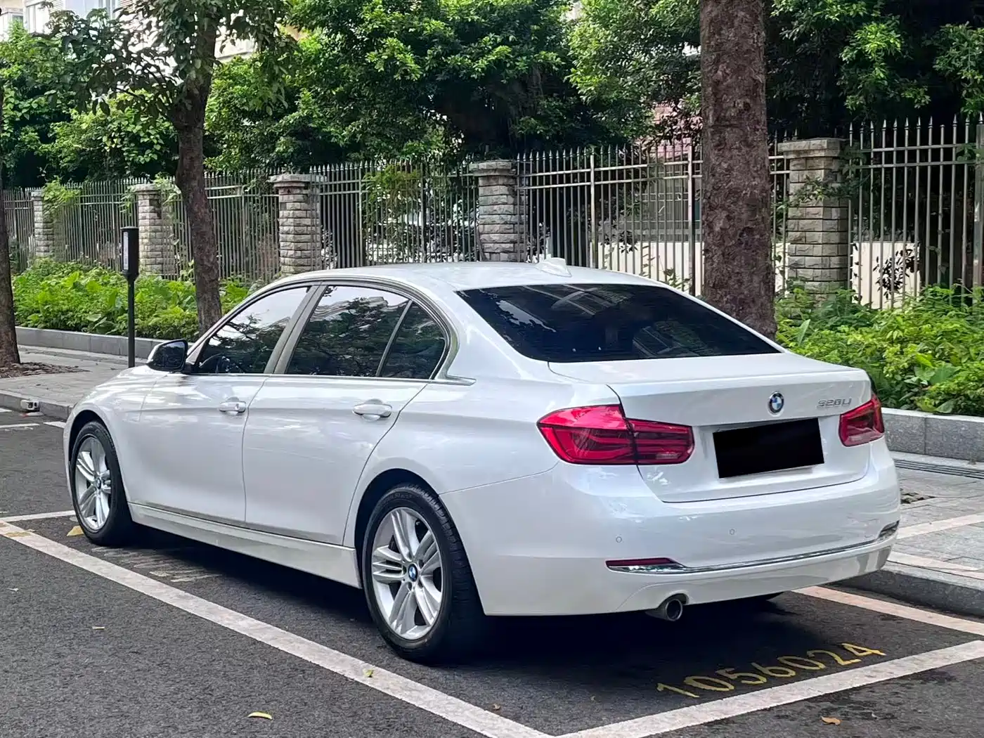 BMW 3 Series 2017 320Li Fashion фото 20
