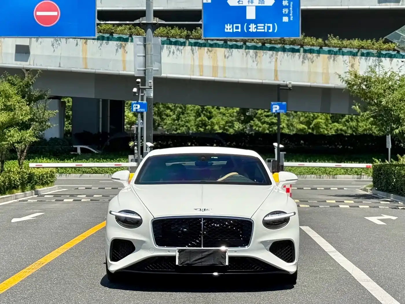Bentley Continental Plug-in Hybrid 2026 2026 GT Base Model