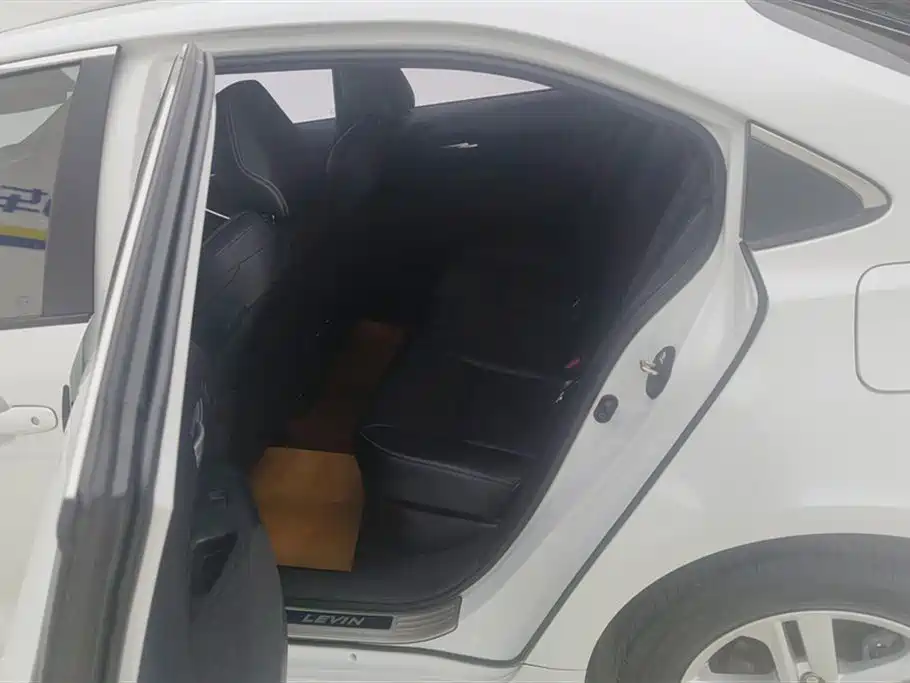 Toyota Levin 2022 Dual Engine 1.8H E-CVT Luxury Edition фото 11