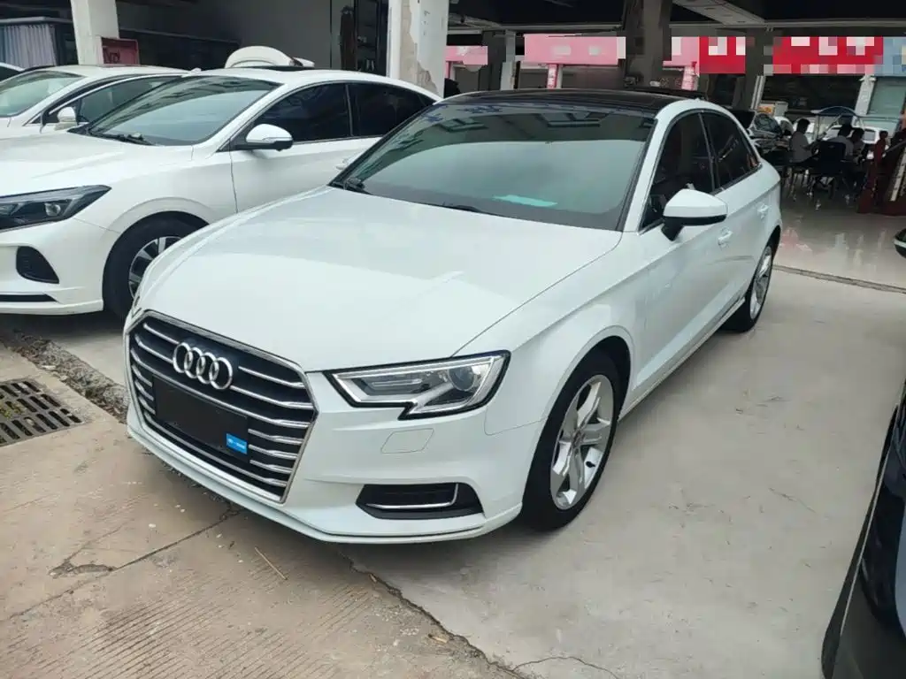 Фото 2 - Audi A3