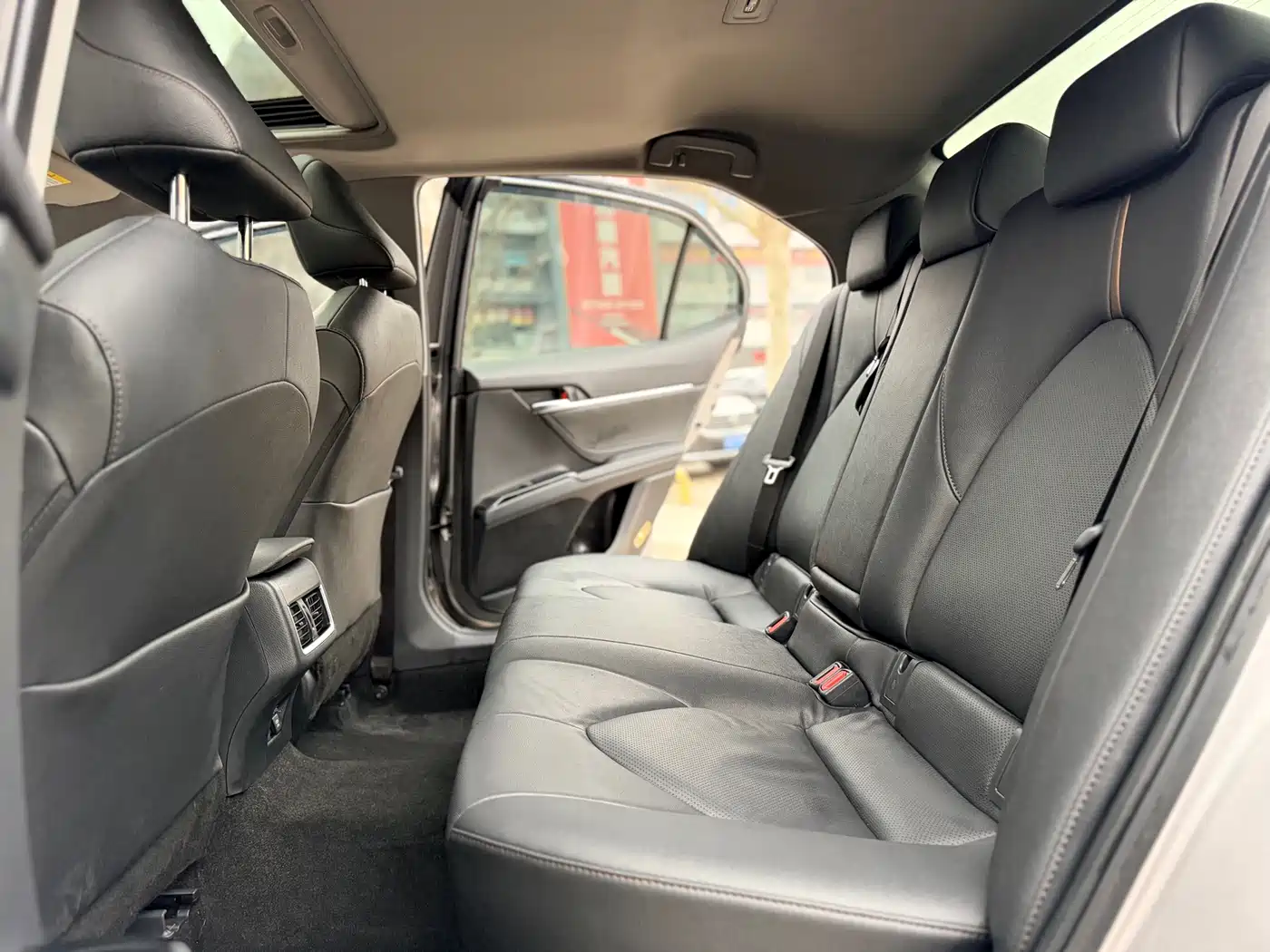 Toyota Camry 2021 2.0G Luxury Edition фото 6