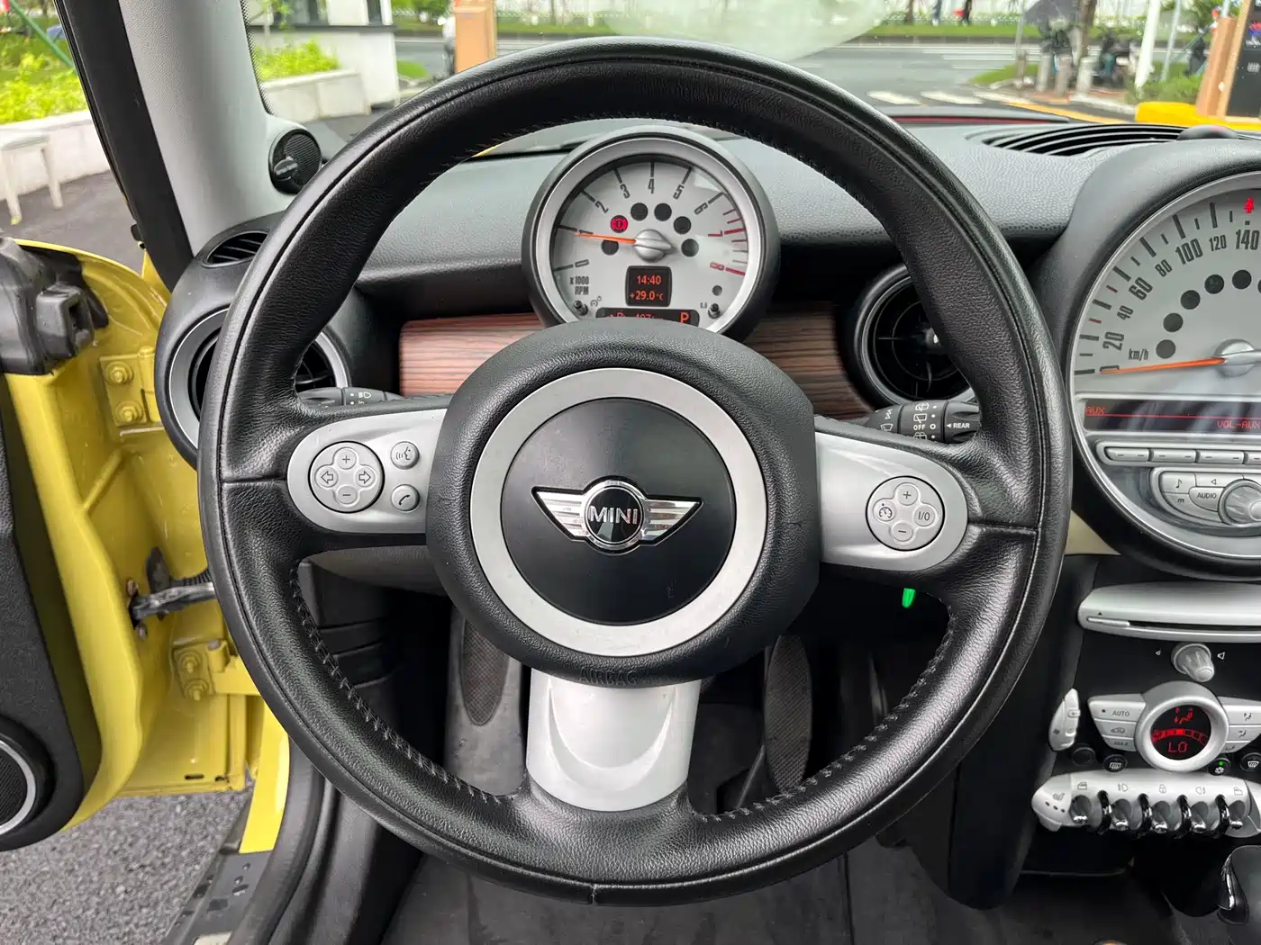 MINI MINI 2010 2010 1.6L COOPER 50 Mayfair