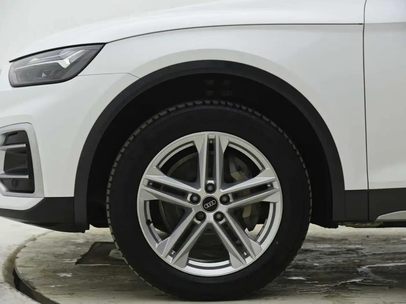 Audi Q5L 2023 40T Fashion Elegance фото 5