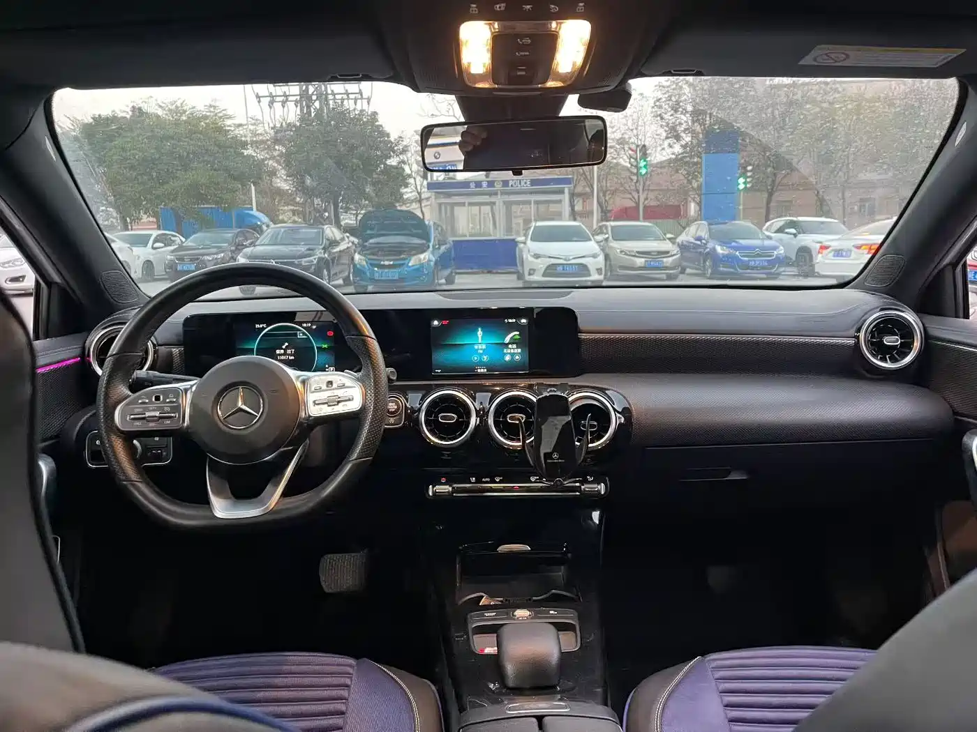 Mercedes-Benz A-Class 2019 A 180 L Sport Sedan фото 8