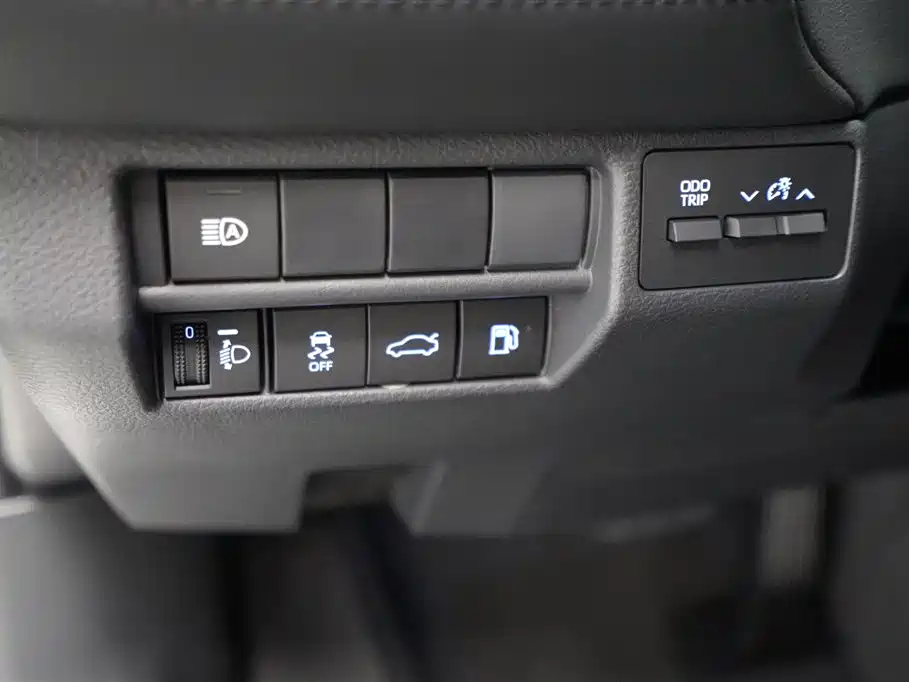 Фото 7 - Toyota Avalon