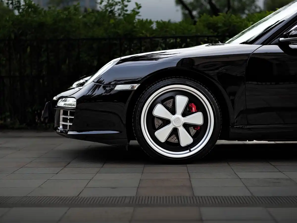 Porsche 911 2011 Edition Style 3.6L Hardtop фото 7
