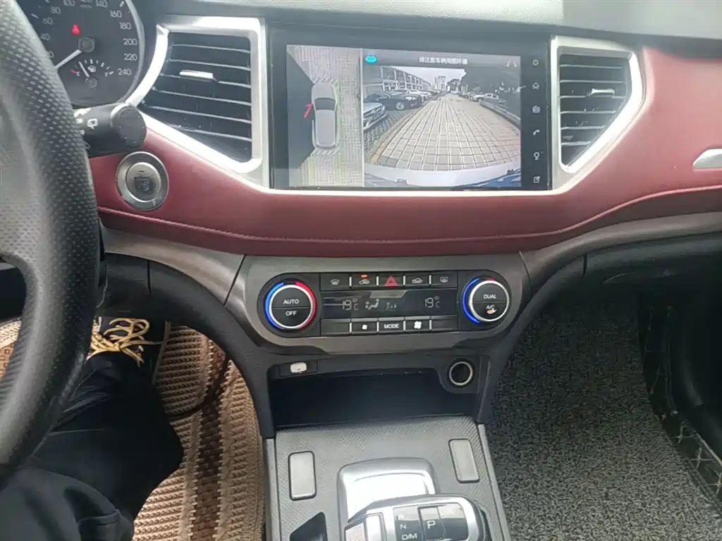 Haval H6 Coupe 2019 1.5T Auto 2WD Luxury Smart Edition China VI фото 13