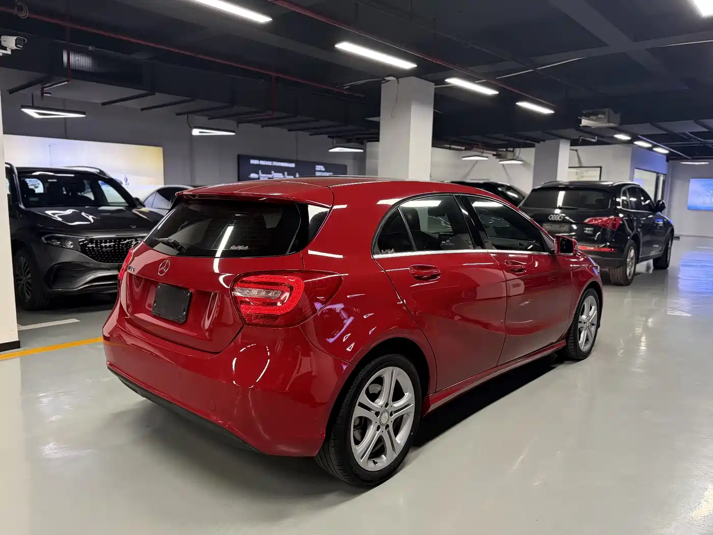 Mercedes-Benz A-Class (Import) 2015 A 180 фото 6