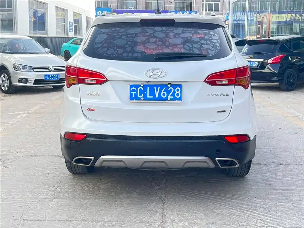 Hyundai Santa Fe 2013 Facelift 2.4L Automatic 4WD Premium фото 9