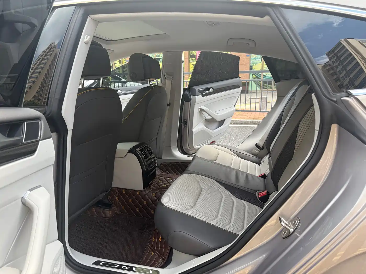 Volkswagen FAW-Volkswagen CC 2019 380TSI Glamour Edition China V фото 16