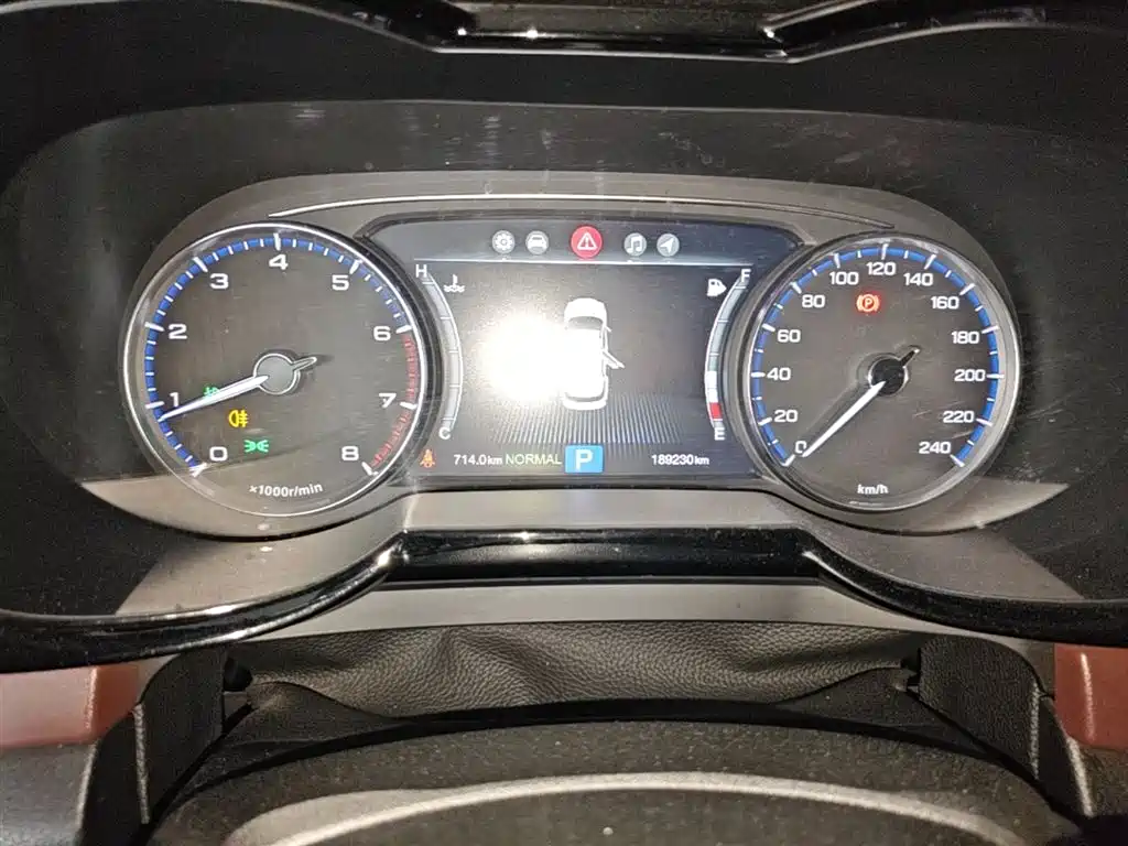 GAC Trumpchi Trumpchi GS8 2017 320T 2WD Luxury Smart Connect (7-seater) фото 12