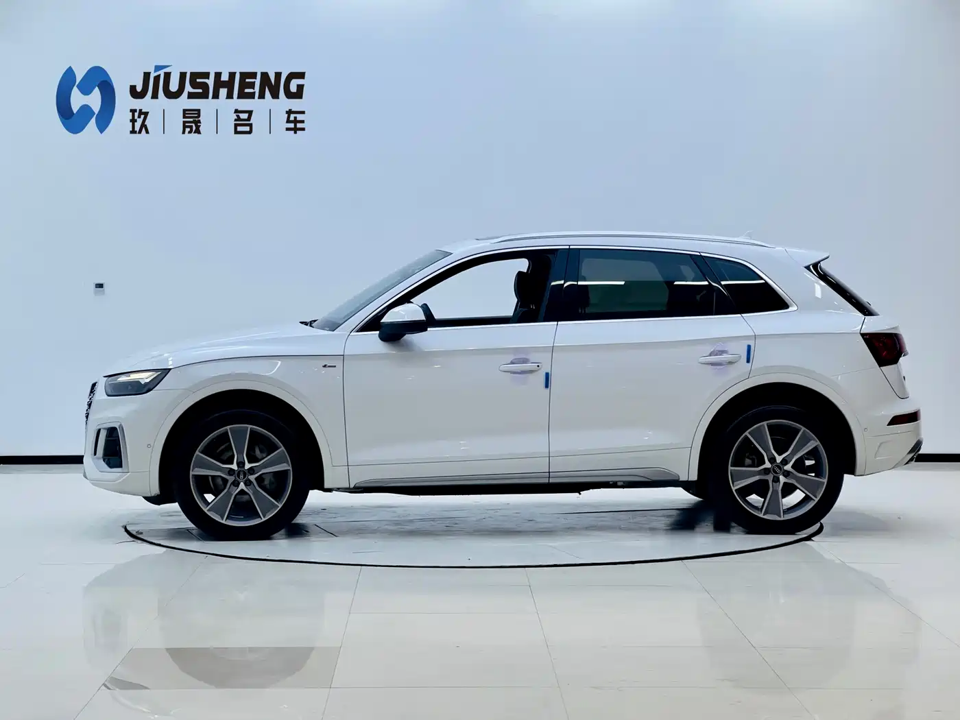 Audi Q5L 2022 45T Luxury Dynamic фото 13
