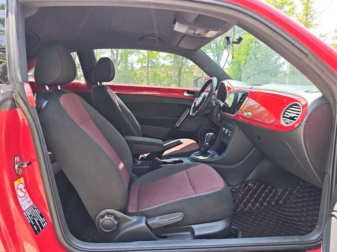 Volkswagen Beetle 2015 280TSI фото 7