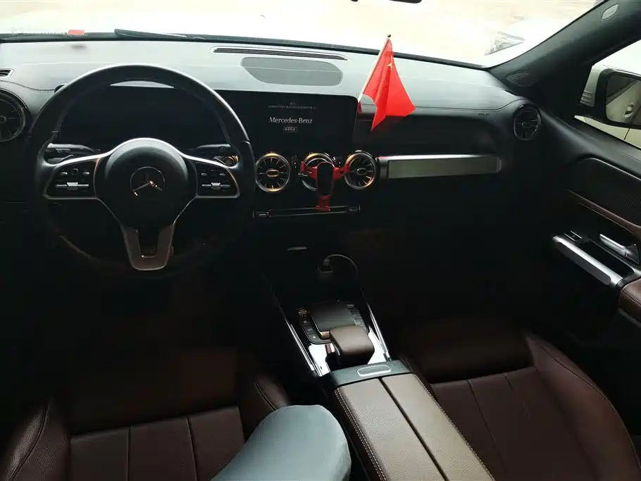 Mercedes-Benz GLB 2020 Facelift GLB 200 Dynamic фото 12