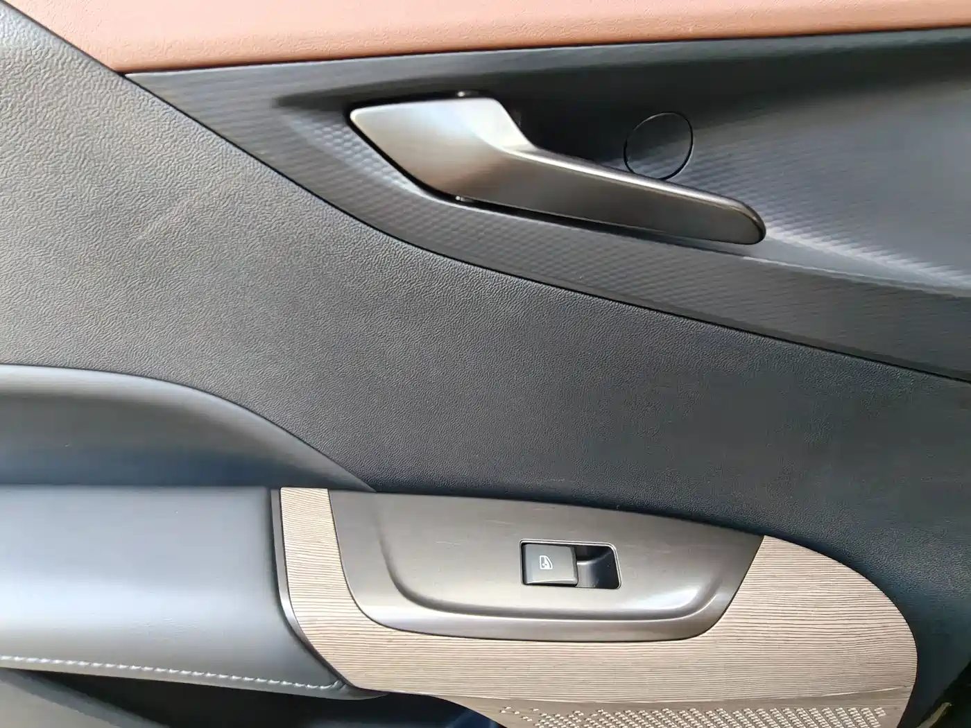 صورة 12 - Changan Eado