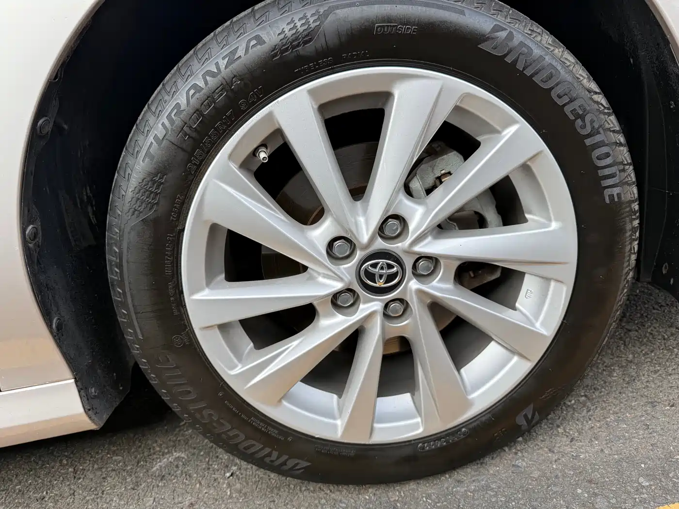 Toyota Camry 2021 2.0G Luxury Edition фото 13