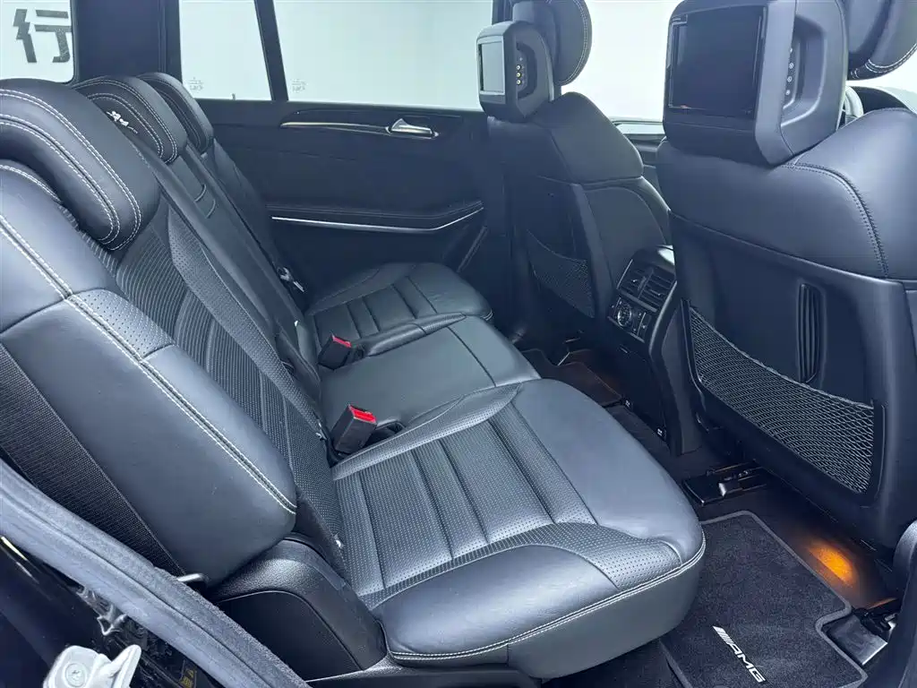 Mercedes-Benz GLS AMG 2017 AMG GLS 63 4MATIC фото 23