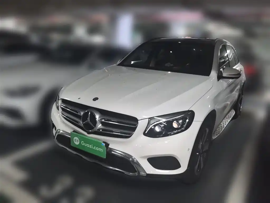 Mercedes-Benz GLC 2016 GLC 300 4MATIC Dynamic фото 2