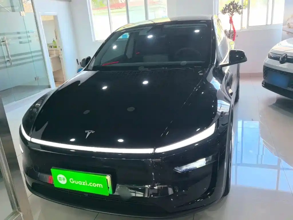 صورة 3 - Tesla Model Y