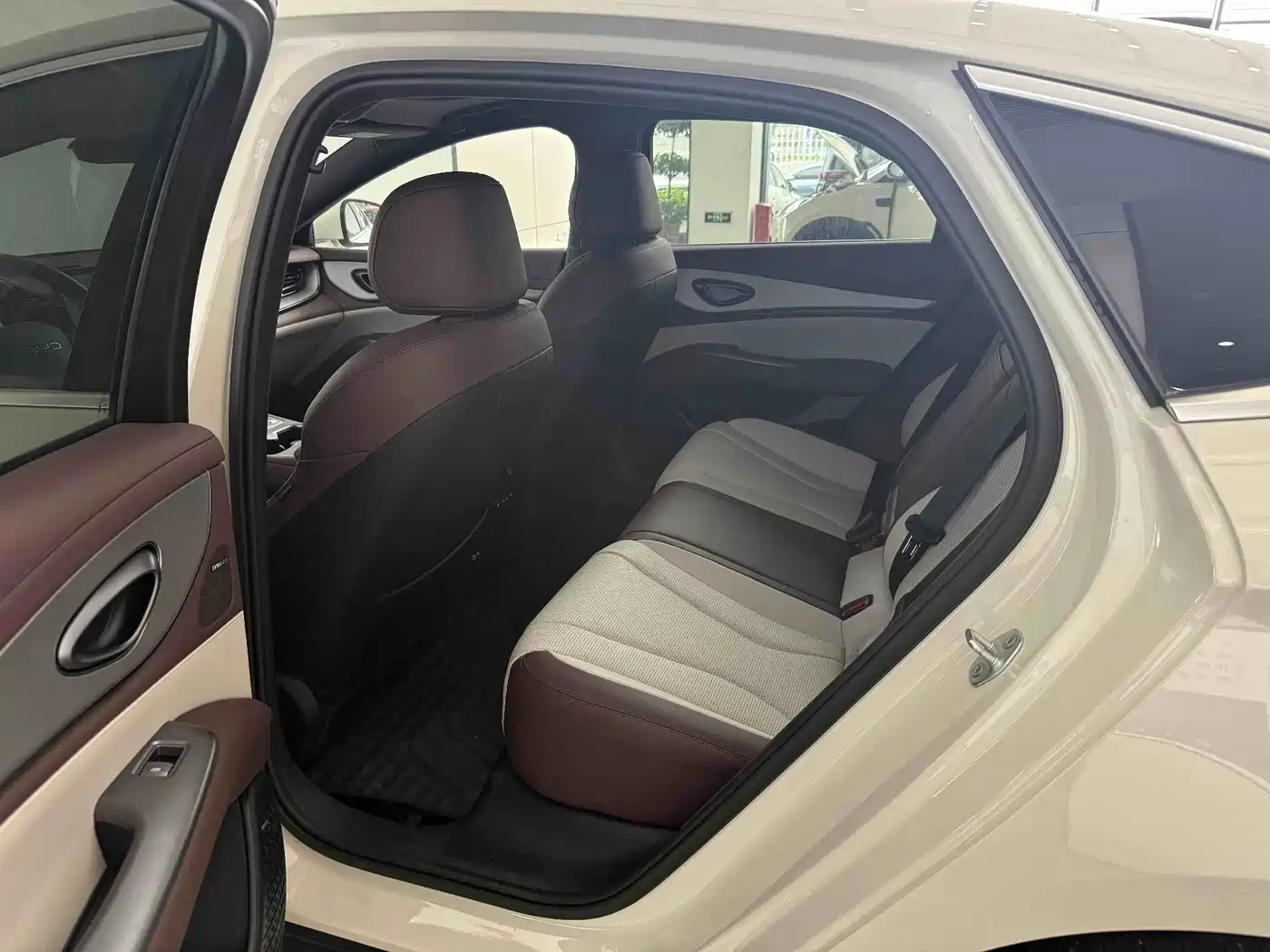 BYD Seal 07 DM-i 2025 2026 DM-i 1.5T 230km Flagship