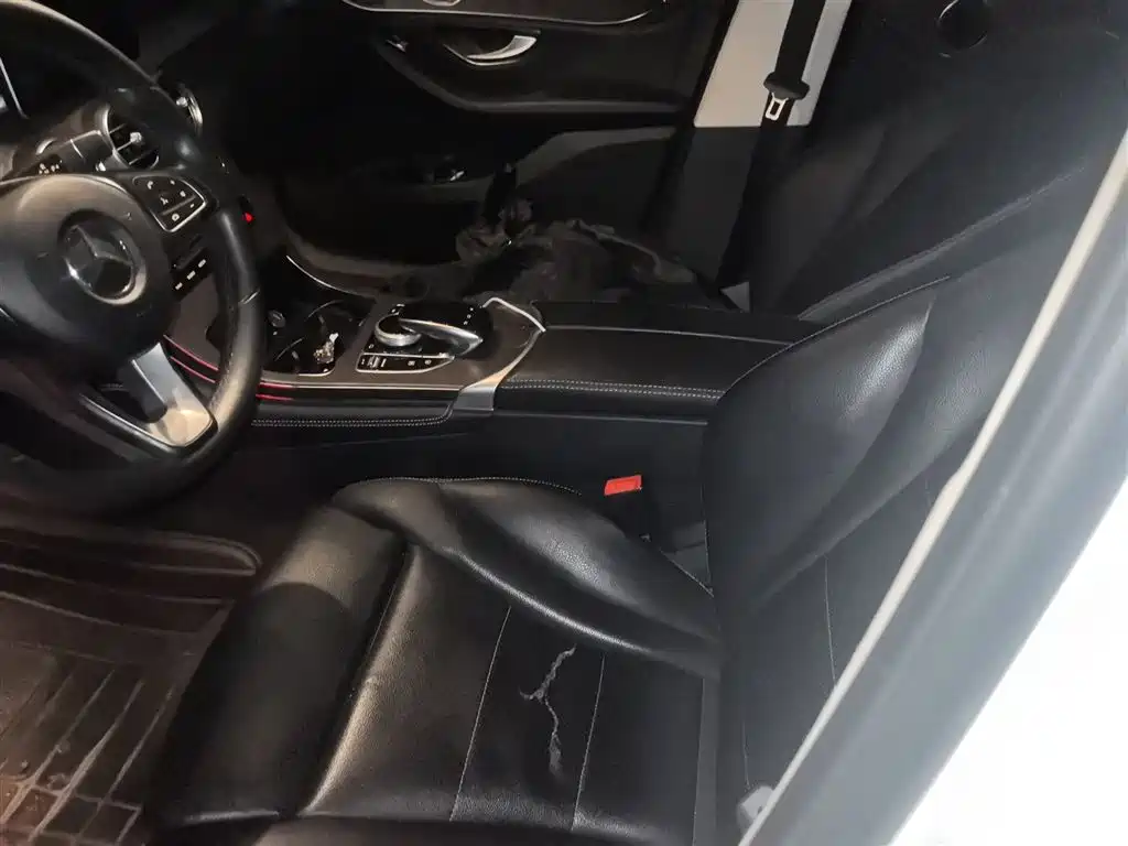Mercedes-Benz GLC 2016 GLC 300 4MATIC Dynamic фото 8