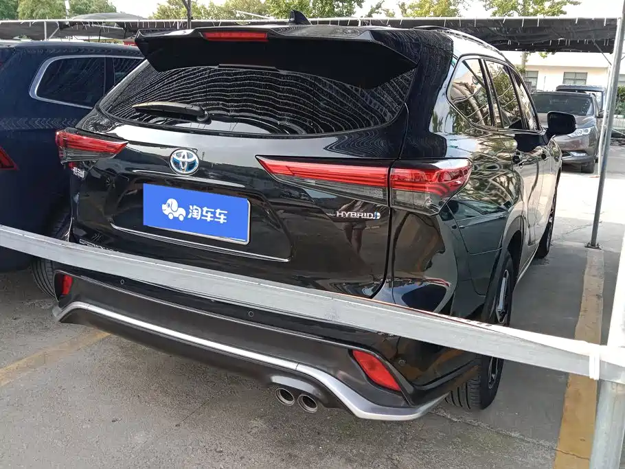 Toyota Crown Kluger 2023 2022 2.5L HEV 4WD Premium Edition