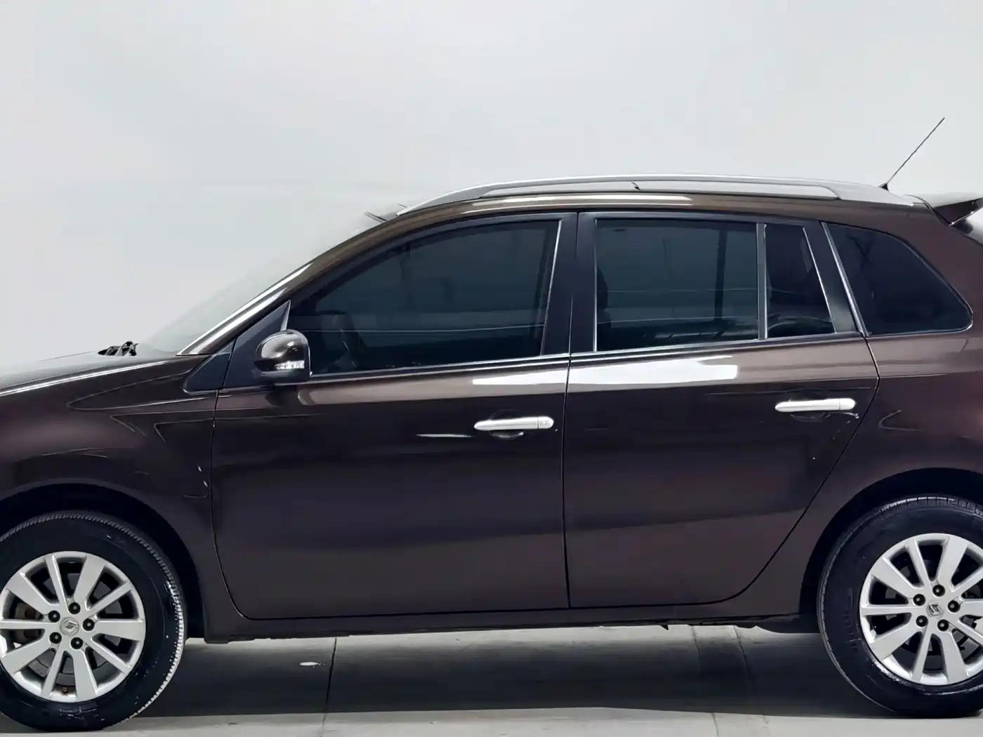 Renault Koleos (Import) 2015 2014 Facelift 2.0L 2WD Fashion Edition