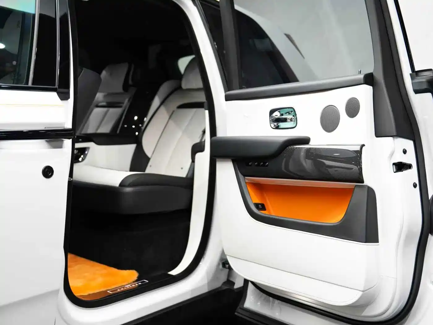 Rolls-Royce Cullinan 2022 2020 Black Badge