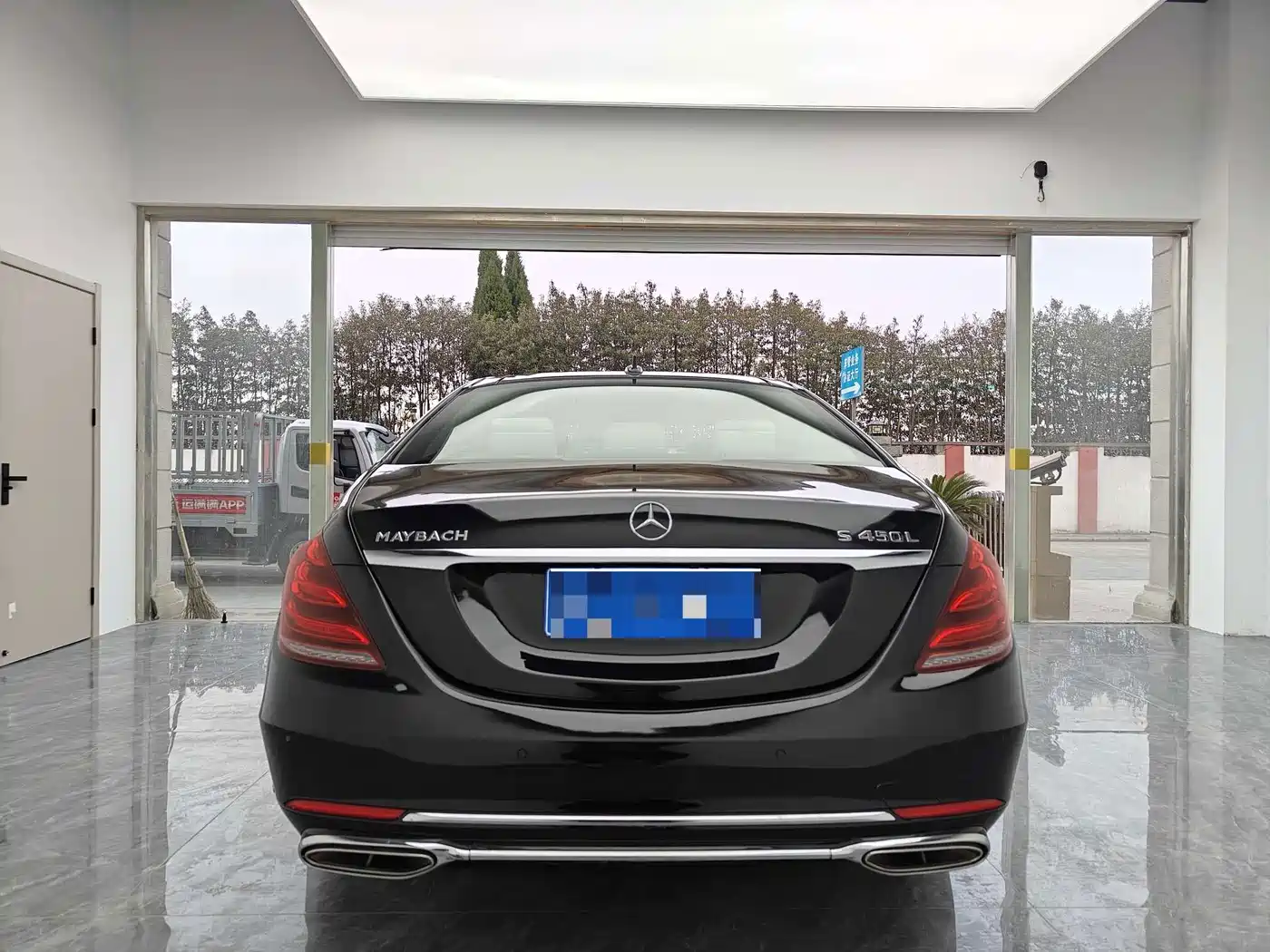 Mercedes-Benz S-Class 2011 2010 S 300 L Luxury