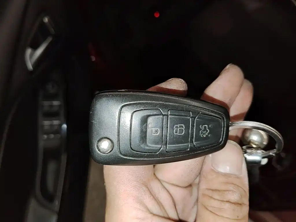 Фото 9 - Ford Focus
