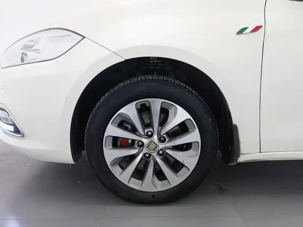 Fiat Viaggio 2013 2012 1.4T Manual Joy Edition