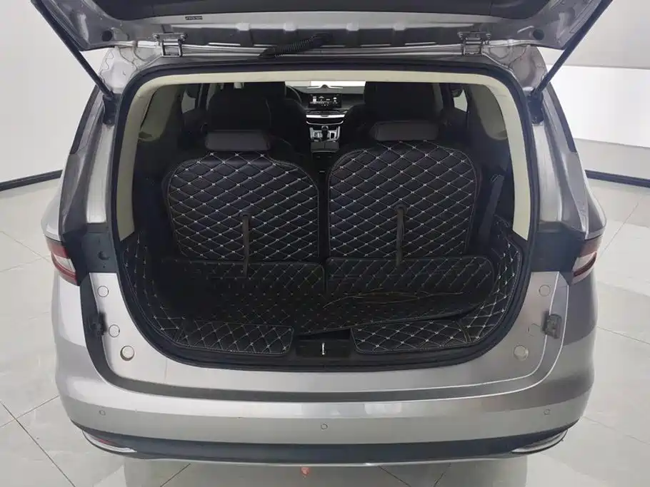 Фото 4 - Geely Jiaji