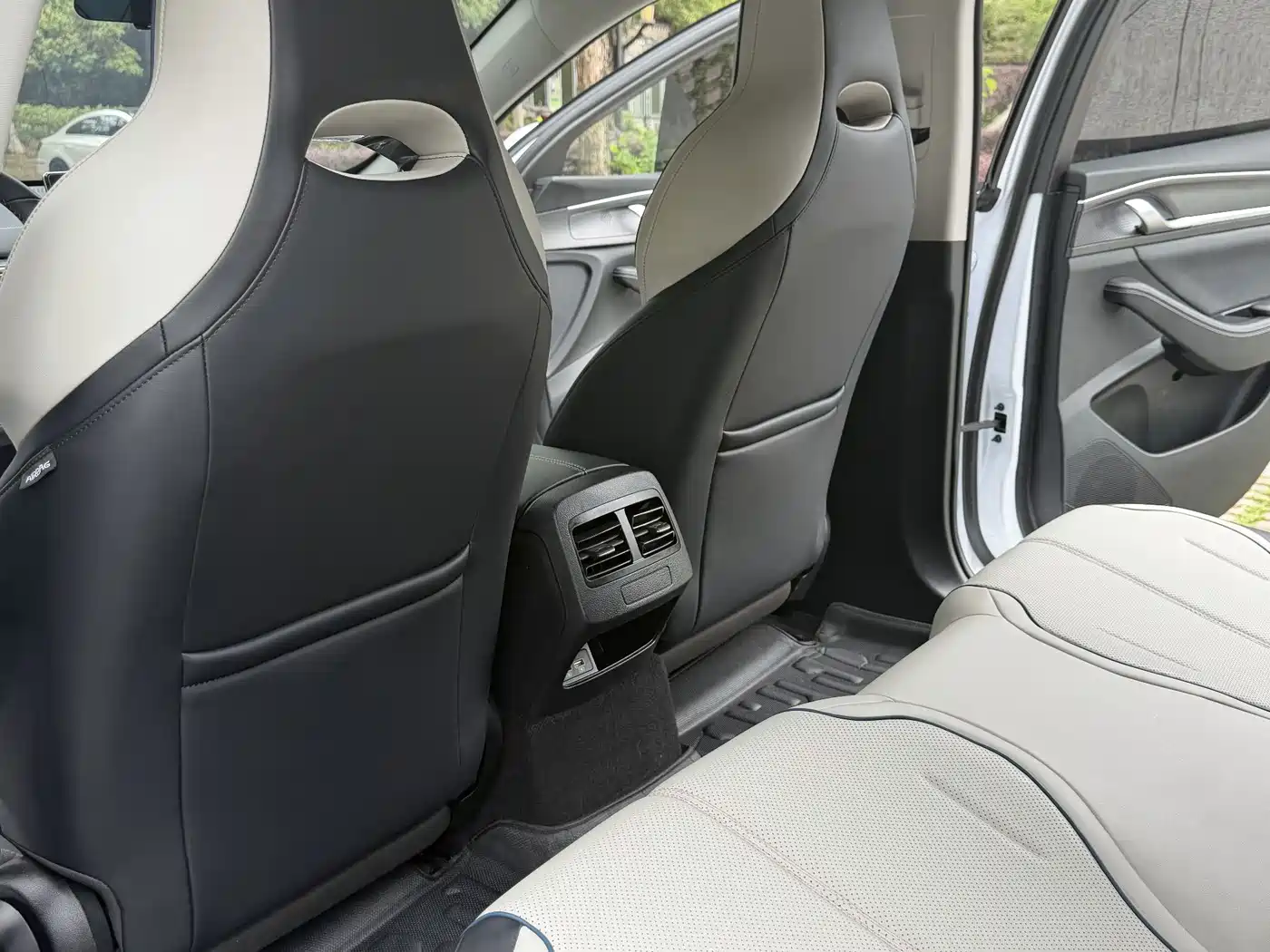 BYD Destroyer 05 2024 Glory Edition DM-i 55KM Luxury фото 13