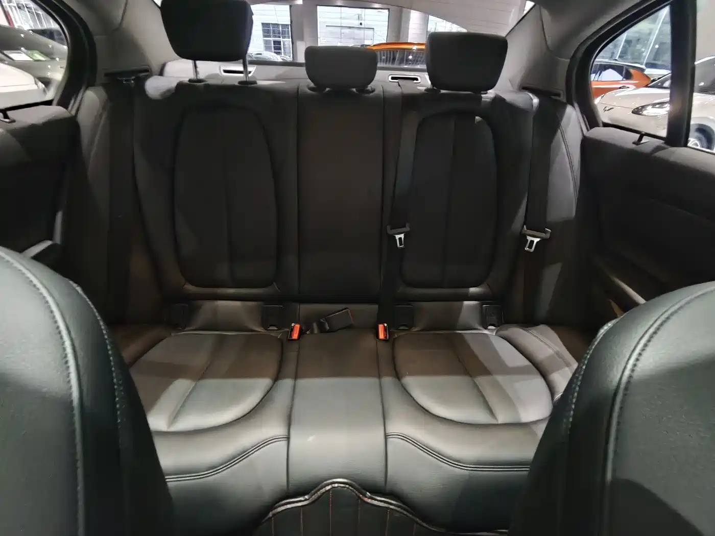 BMW 1 Series 2017 118i Sport фото 27