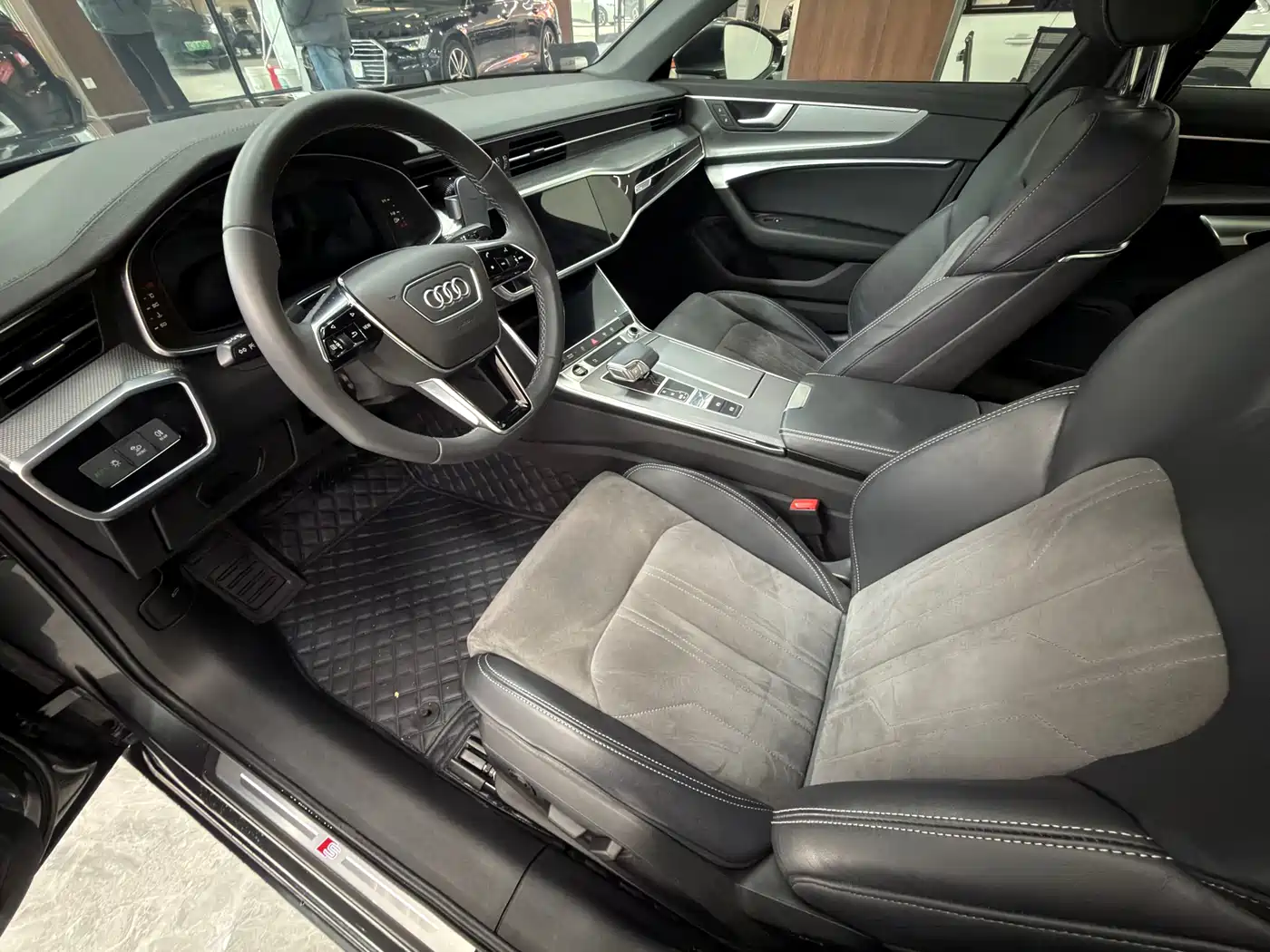Audi A6L 2022 45 TFSI Premium Dynamic фото 10