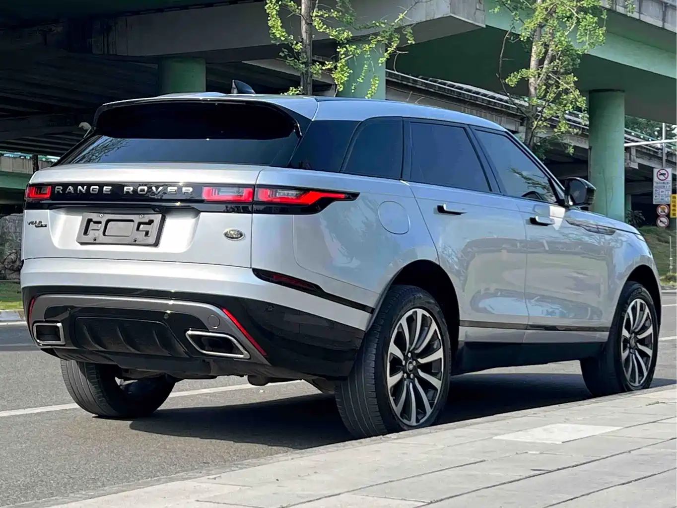 Land Rover Range Rover Velar 2021 P340 R-DYNAMIC SE фото 13