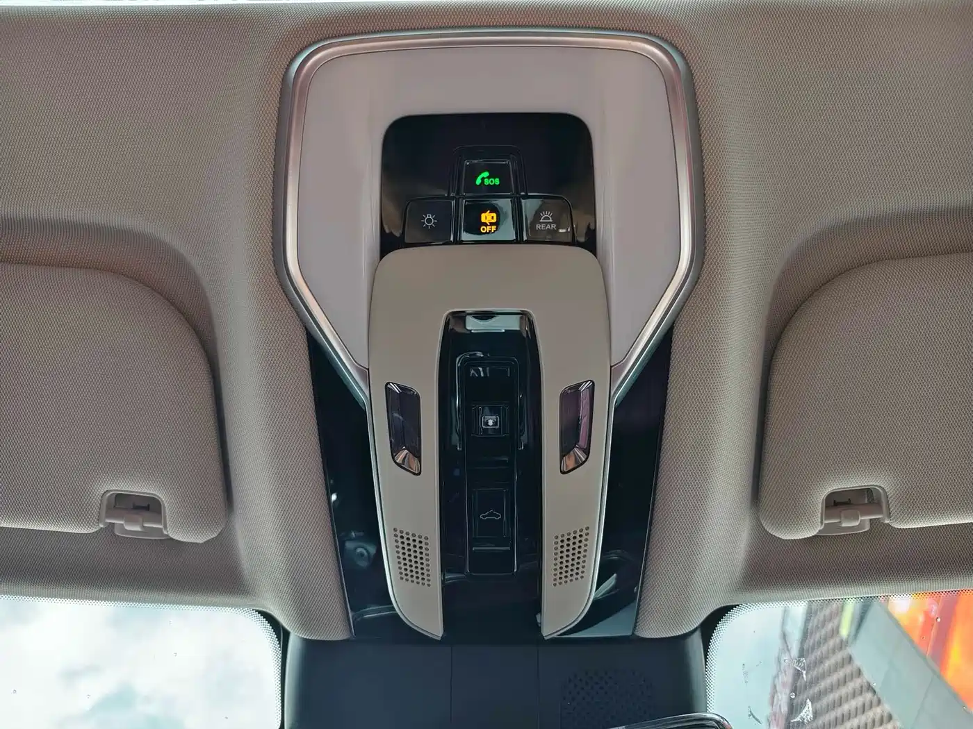 Hongqi H5 2023 2.0T Auto Smart Connect Flag Comfort фото 27