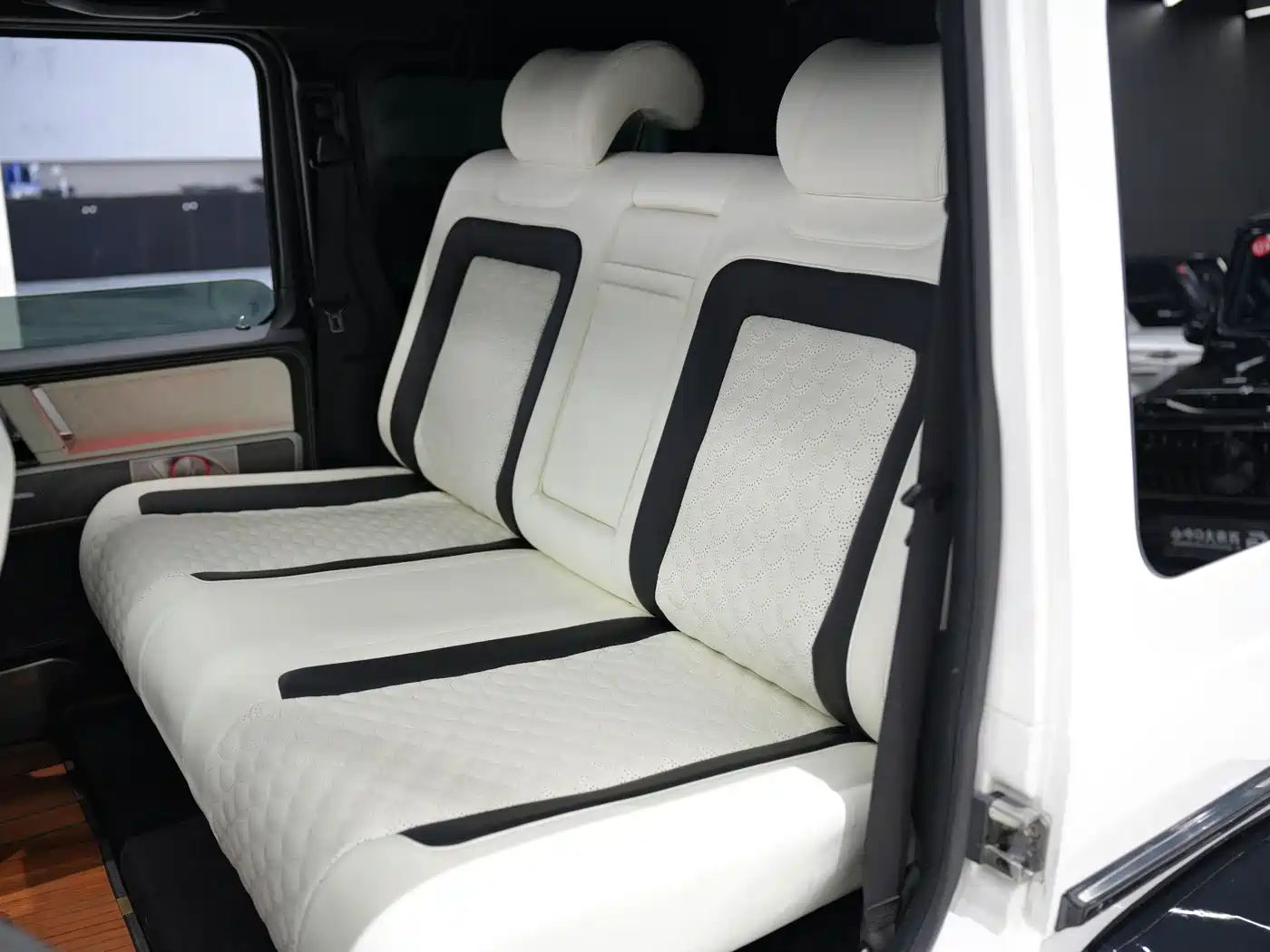 Mercedes-Benz G-Class AMG 2013 AMG G 63 фото 7