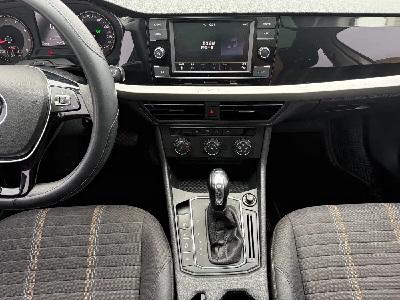 Volkswagen Lavida 2019 Hatchback 200TSI DSG Comfort Edition China VI фото 12