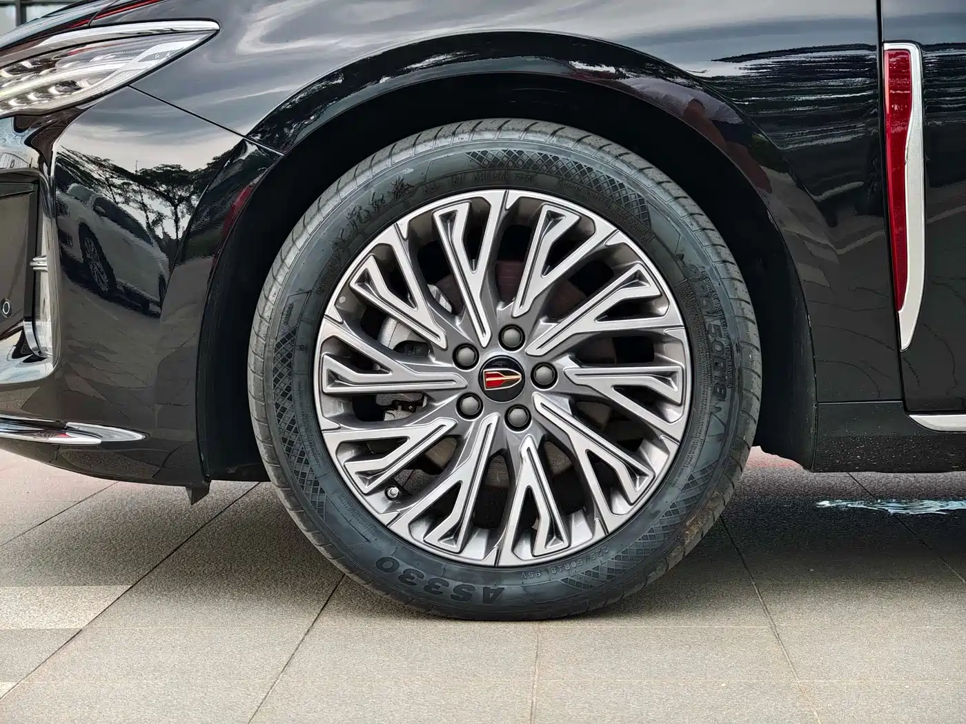 Hongqi H5 2023 2.0T Auto Smart Connect Flag Comfort фото 34