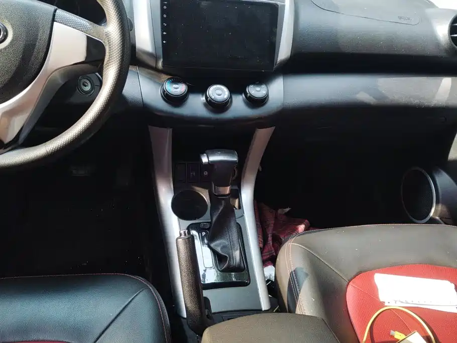 Lifan X60 2016 2015 1.8L CVT Comfort (China IV)
