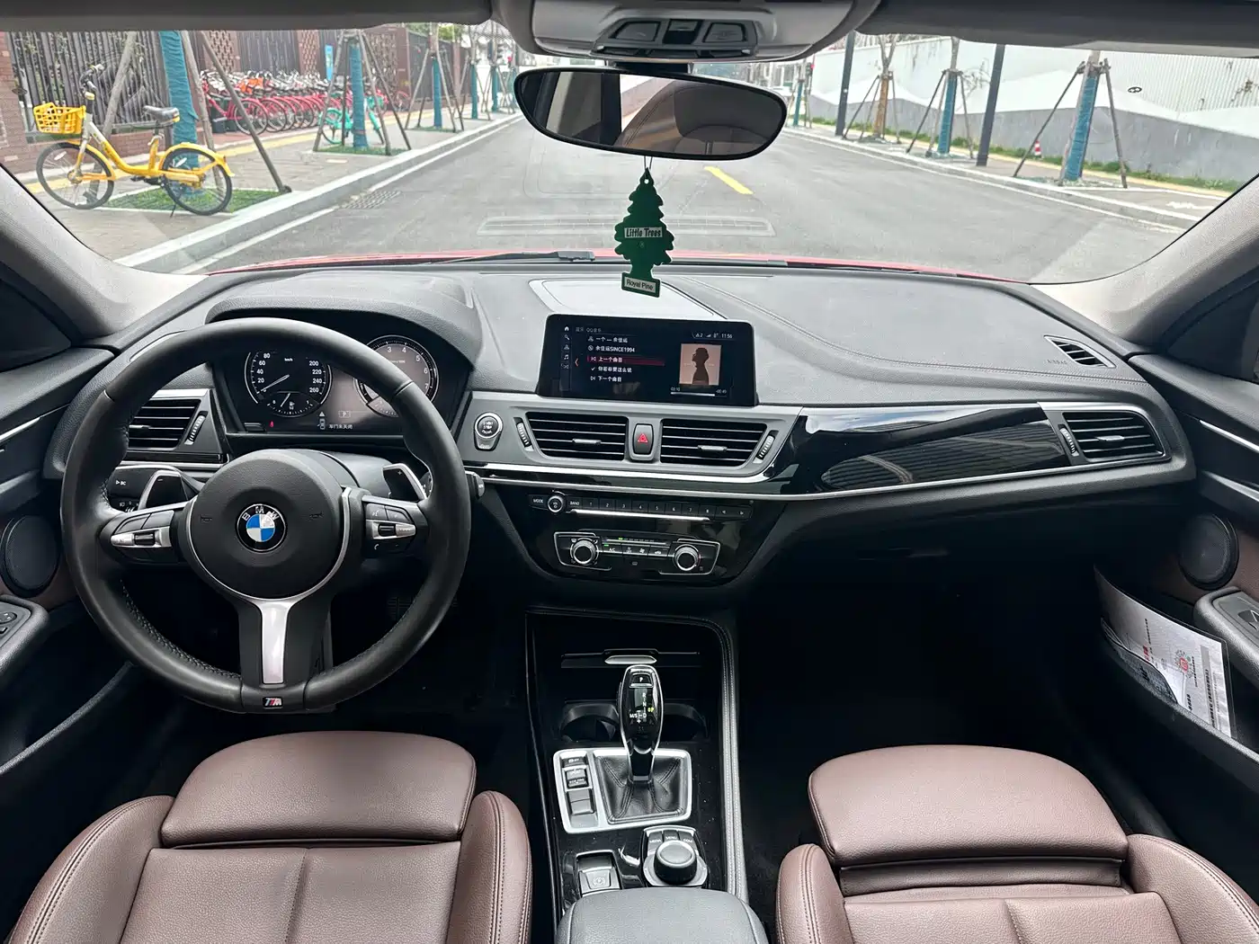 BMW 1 Series 2020 Model 125i Leading M Sport Package фото 16