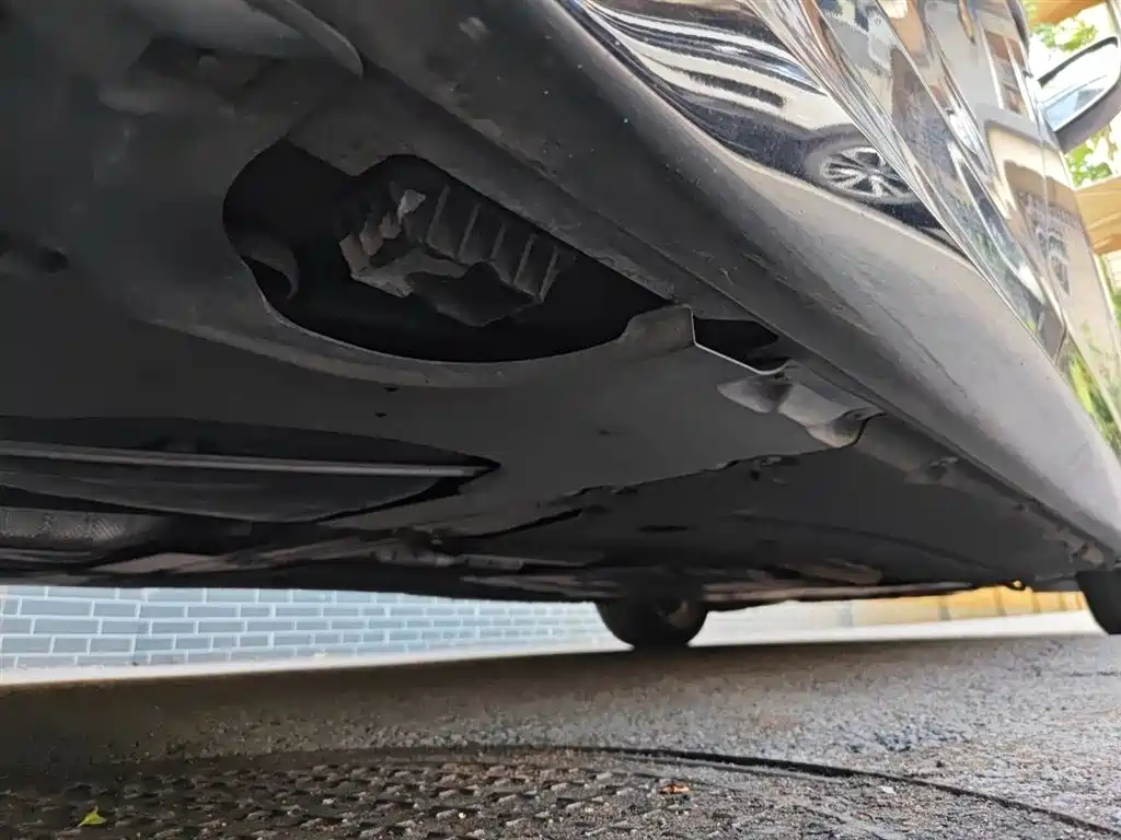 BMW 5 Series 2019 530Li Leading M Sport Package фото 17
