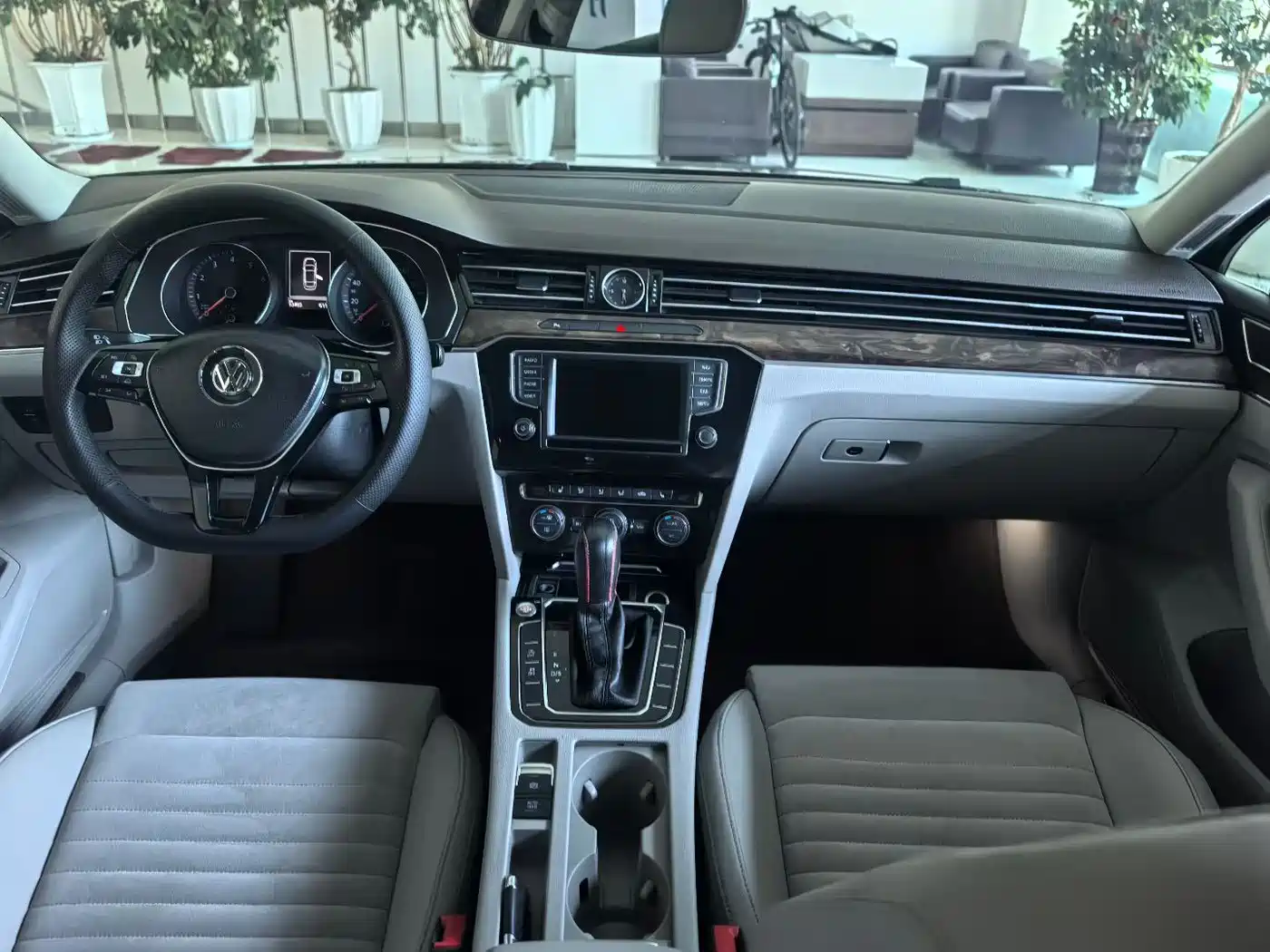 Volkswagen Magotan 2017 330TSI DSG Luxury фото 18