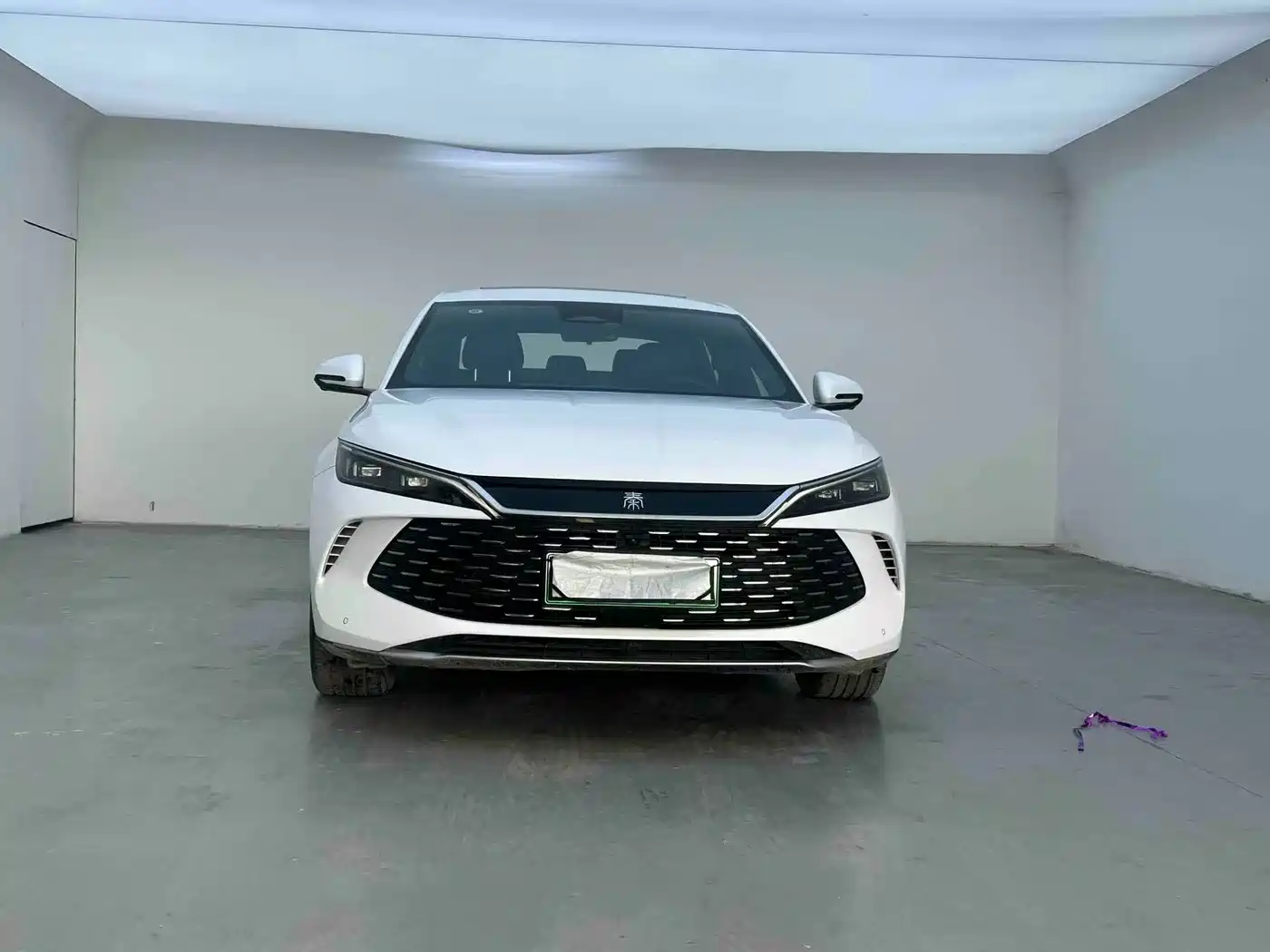 BYD Qin L 2024 DM-i 120KM Superior Edition фото 2