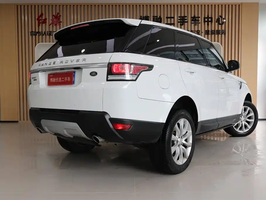 Фото 3 - Land Rover Range Rover Sport
