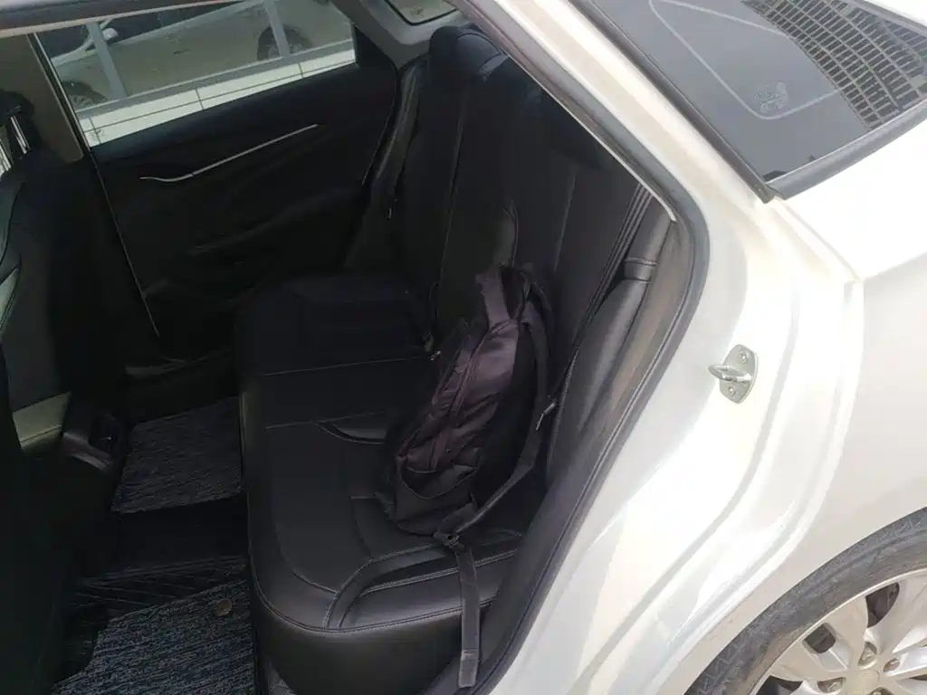 Фото 17 - Buick Excelle
